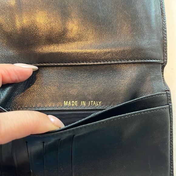 Chanel CC Vintage Timeless Black Caviar Leather Wallet - Picture 4 of 13